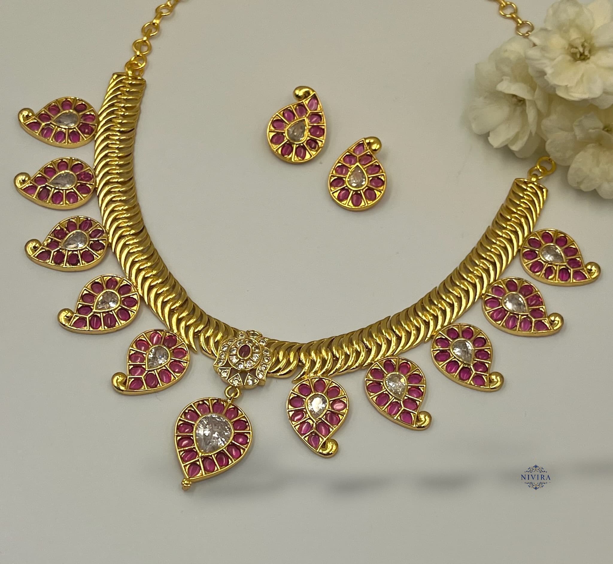 Kemp Mango Jalebi Necklace