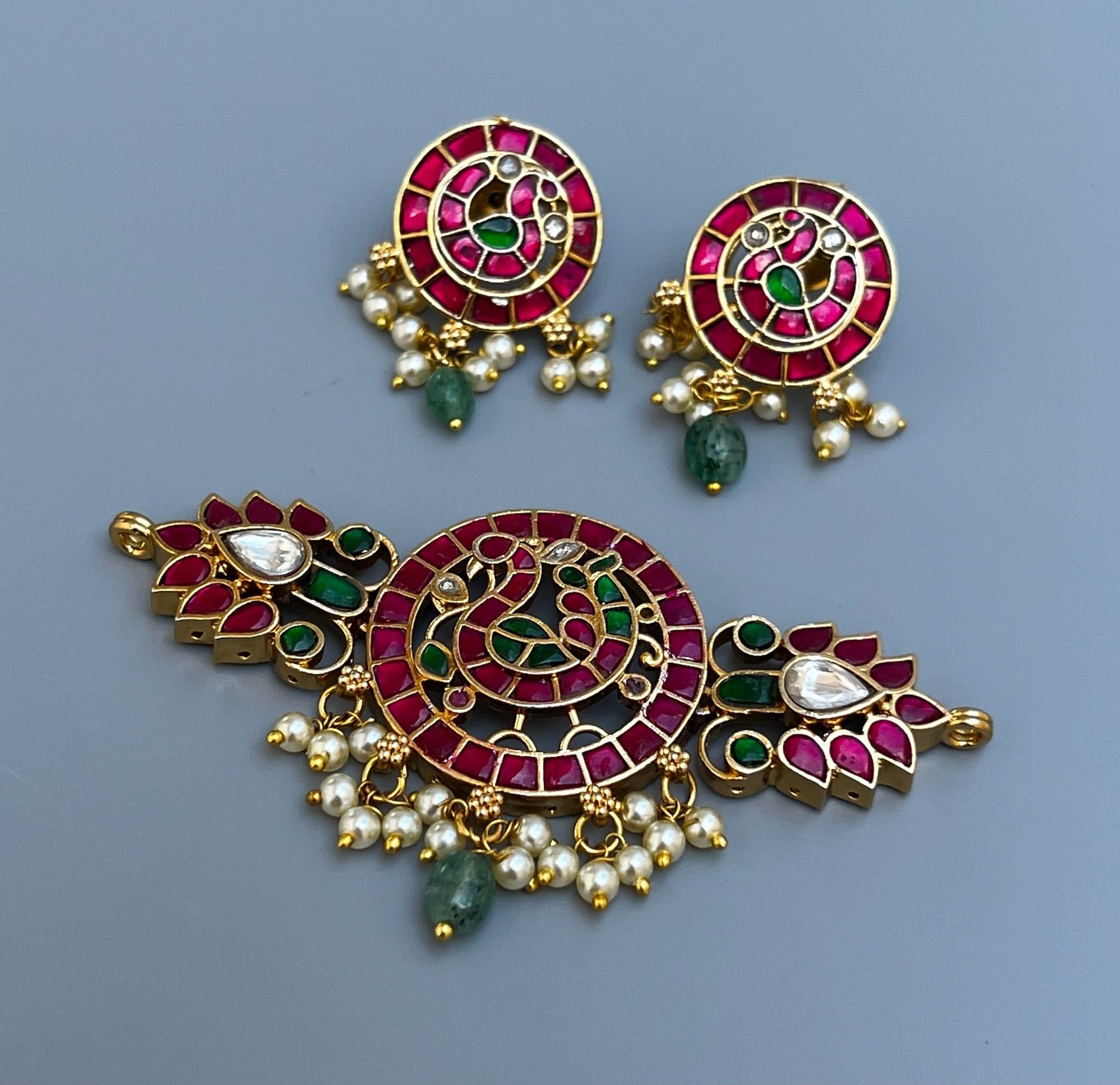 Anira Jadau Choker Set
